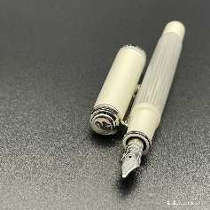 Pelikan M405 Silber-Weiß
